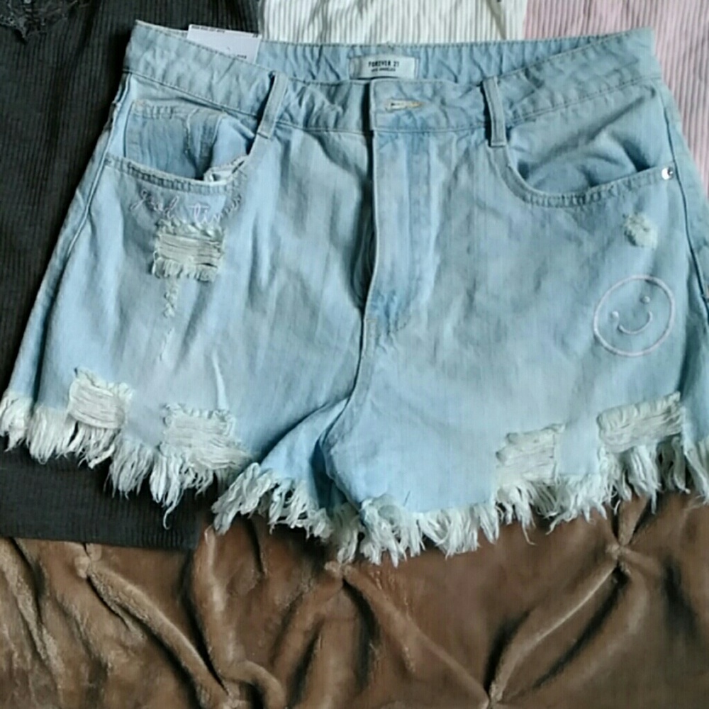 Brand New Forever 21 XXI high rise cut off